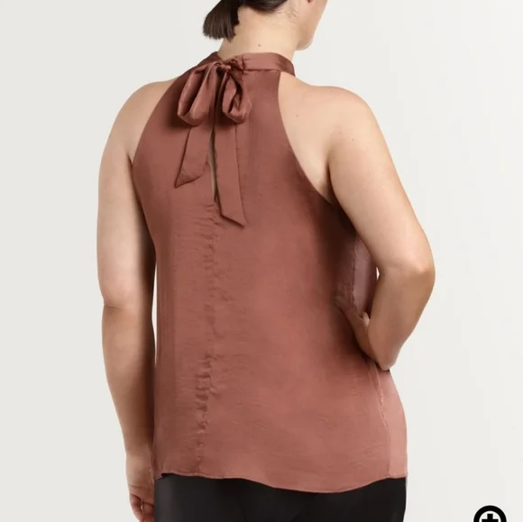 SOLD - XL SLEEVELESS TOP - Picture 2 of 8